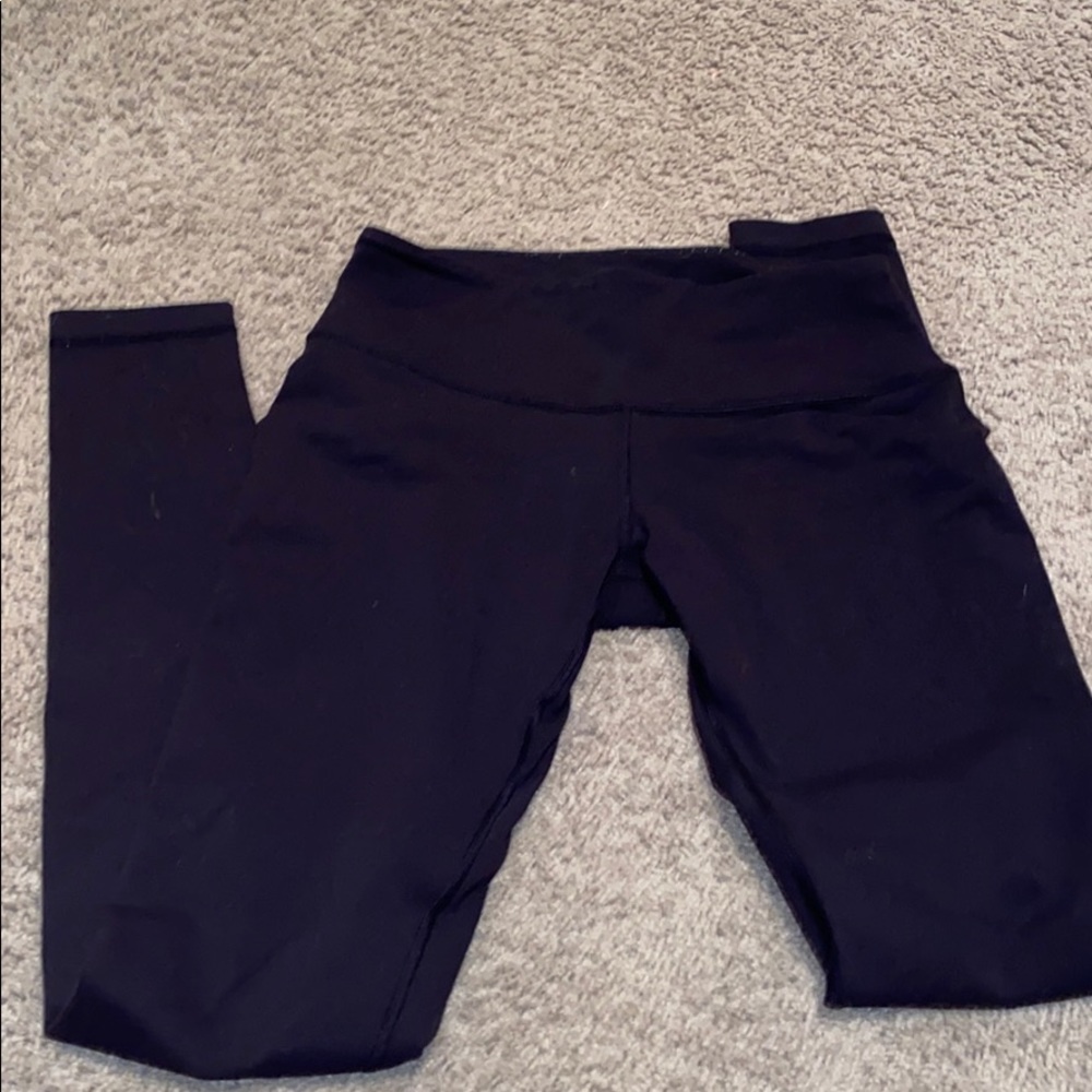 Wunder under lululemon leggings